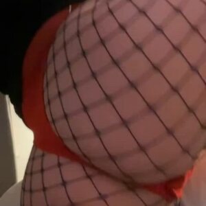 Cmere, my ass needs a place to sit ^_^